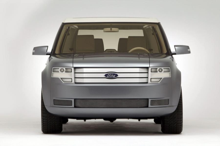  Ford Fairlane Concept 2005 года  (фото 24 из 52)